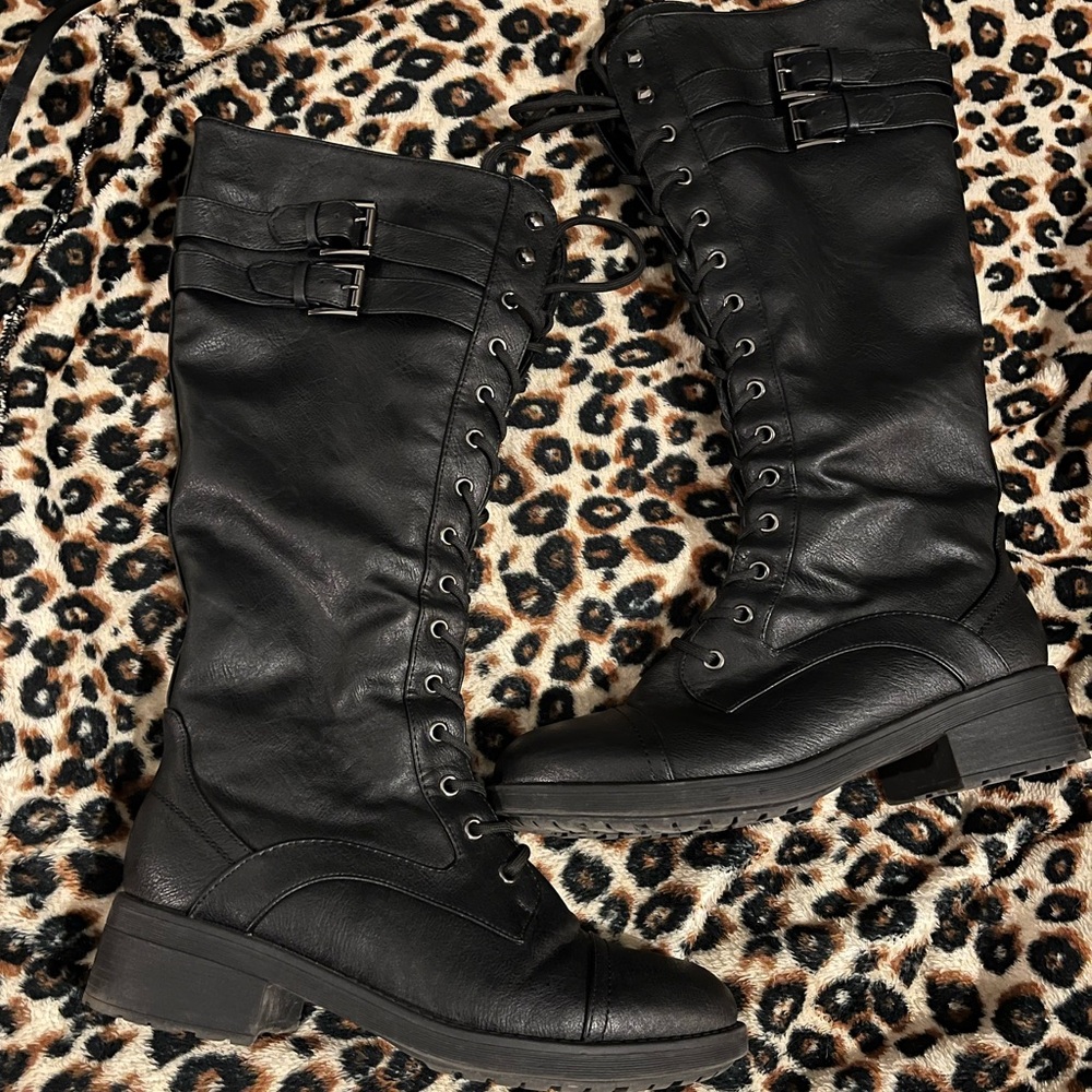 Black Knee-High Lace-Up Boots